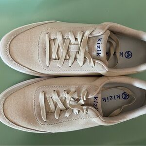 Men's Taupe Kizik Prague Sneakers